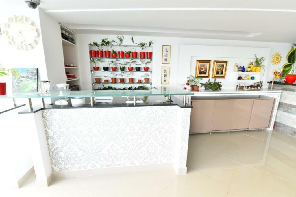 Ozana Apartament Appartement Constanţa Buitenkant foto
